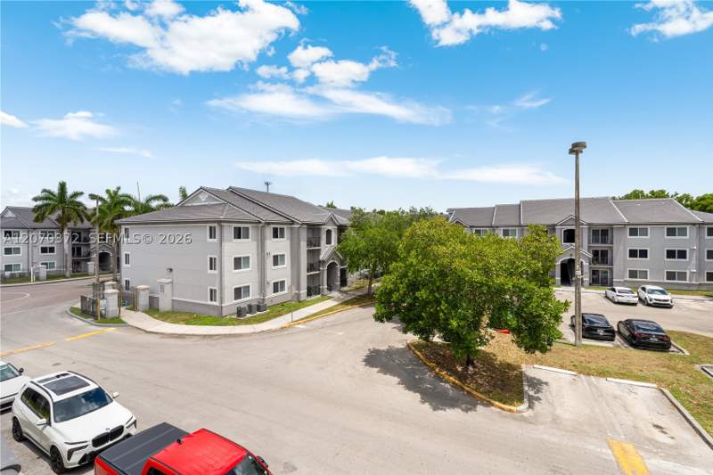 2 bedroom Condominium at 15410 SW 284th St 8301, Vista Trace 8 Condo, Homestead — photo 2