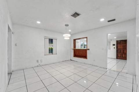 2030 NW 43rd Street, Miami FL - photo 10 of 29