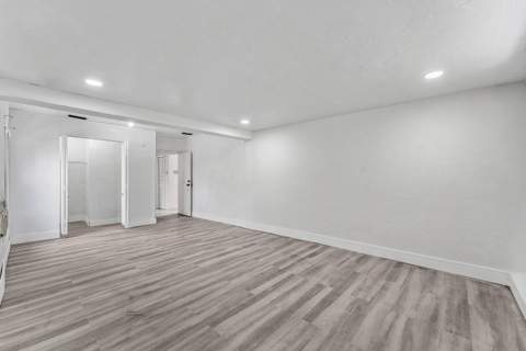 2030 NW 43rd Street, Miami FL - photo 16 of 29