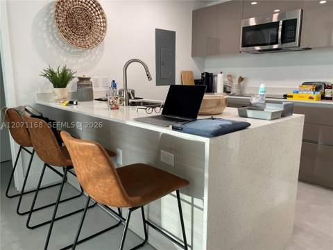 13800 Highland Dr Ph3, North Miami Beach FL - photo 10 of 21