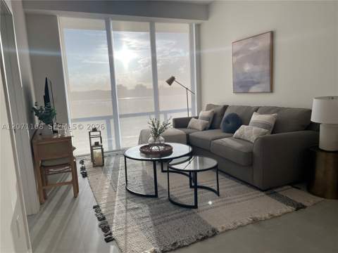 13800 Highland Dr Ph3, North Miami Beach FL - photo 9 of 21