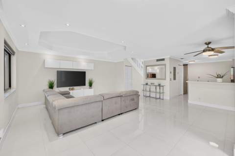 343 Ives Dairy Road 343-06, Miami FL - photo 13 of 57