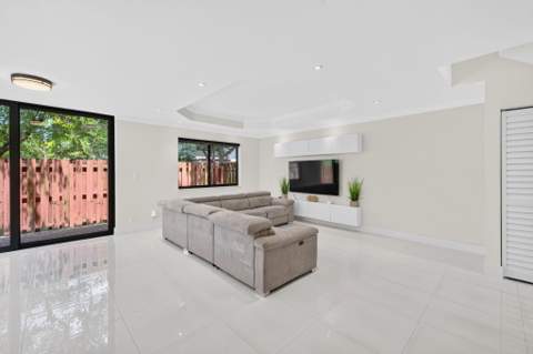 343 Ives Dairy Road 343-06, Miami FL - photo 14 of 57