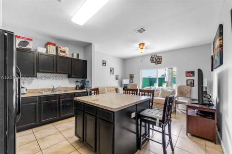18984 SW 319th St, Homestead FL - photo 6 of 33