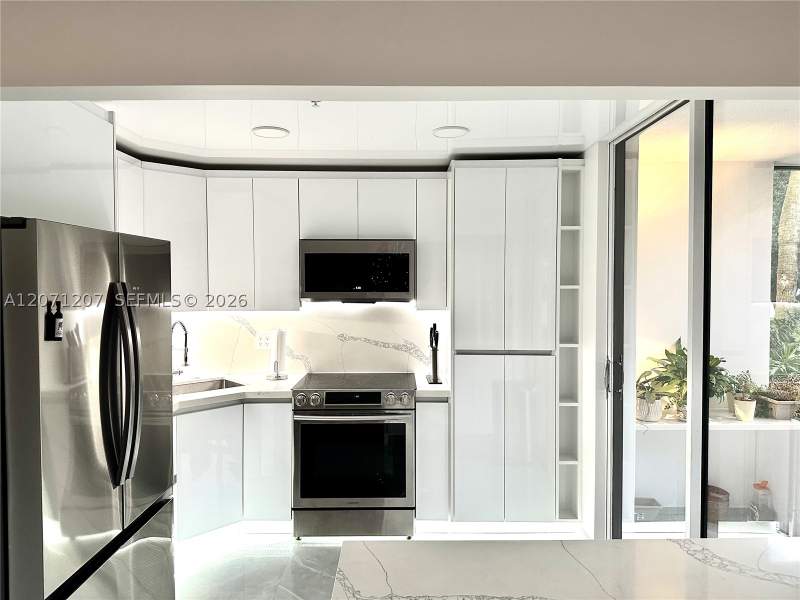 2 bedroom Condominium at 671 NE 195th St 205E, Cedar Glenn Condo Apts Ea, Miami — photo 5