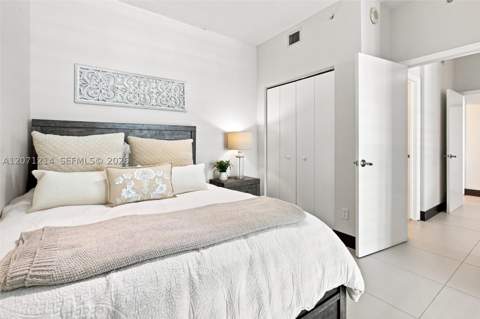 60 SW 13th St 4602, Miami FL - photo 14 of 27