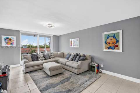 16565 NE 26th Ave 4E, North Miami Beach FL - photo 8 of 44