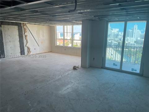 4101 Pine Tree Dr 926,925, Miami Beach FL - photo 12 of 12