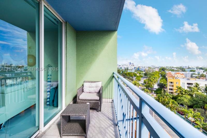 1 bedroom Condominium at 90 Alton Rd 1005, Yacht Club At Portofino C, Miami Beach — photo 3