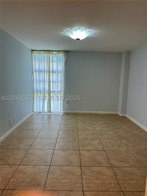 3401 N Country Club Dr Ei-216, Aventura FL - photo 17 of 27