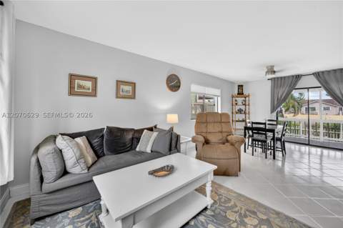 8210 SW 96th Ct, Miami FL - photo 10 of 78