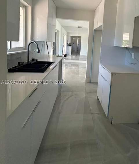 345 SW 18th Ave, Homestead FL - photo 7 of 9