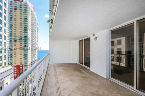 1200 Brickell Bay Dr 1518, Miami FL - photo 9 of 10