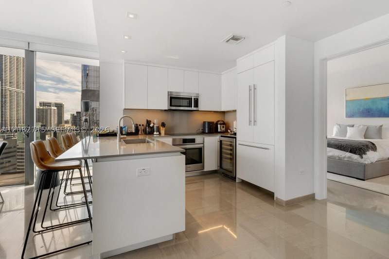 2 bedroom Condominium at 68 SE 6th St 2101, Reach Condo, Miami — photo 3