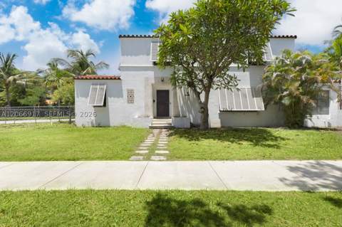 621 NE 57th St, Miami FL - photo 10 of 32