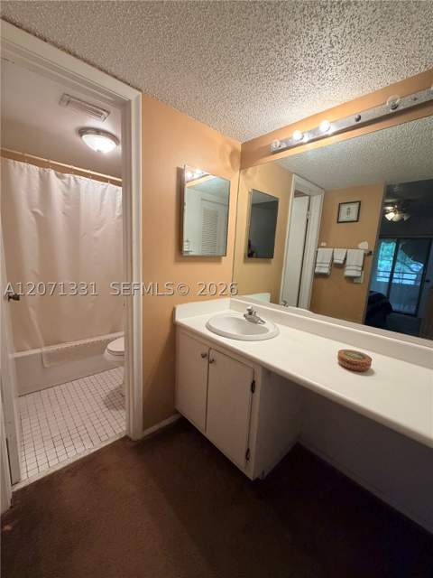 20035 NE 3rd Ct 6, Miami FL - photo 21 of 30