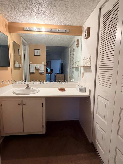 20035 NE 3rd Ct 6, Miami FL - photo 22 of 30