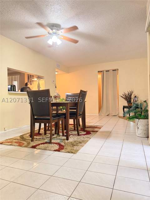 20035 NE 3rd Ct 6, Miami FL - photo 7 of 30