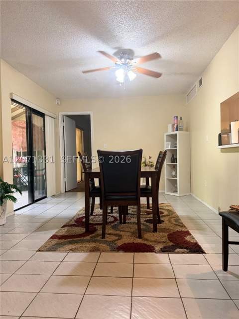 20035 NE 3rd Ct 6, Miami FL - photo 8 of 30