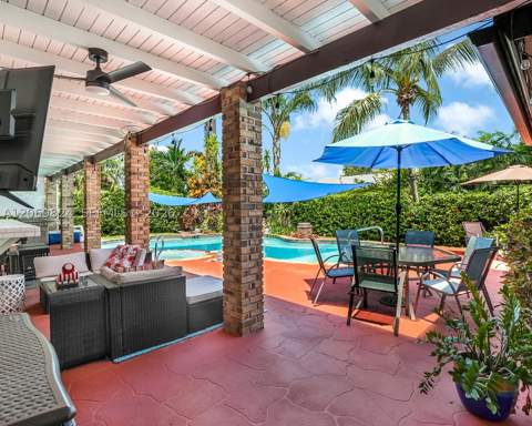 11723 SW 95th Ter, Miami FL - photo 7 of 67