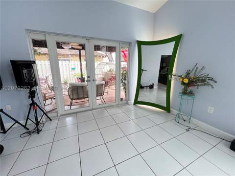 13249 NW 9 Ln, Miami FL - photo 14 of 46