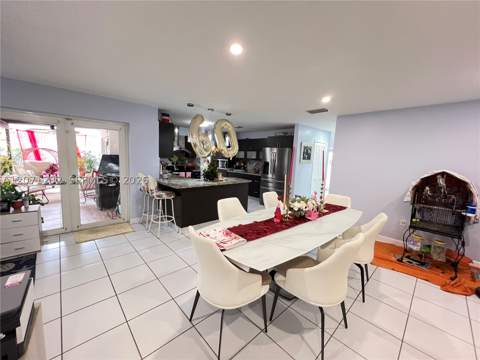 13249 NW 9 Ln, Miami FL - photo 23 of 46