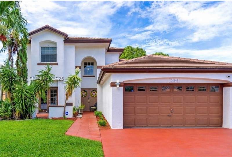 4 bedroom SingleFamilyResidence at 13249 NW 9 Ln, Shoma Homes At Tamiami II, Miami — photo 3