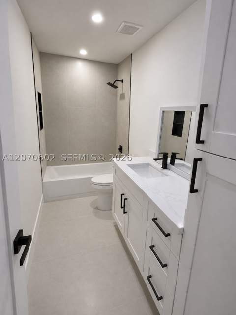 2910 NW 175th St, Miami Gardens FL - photo 9 of 50