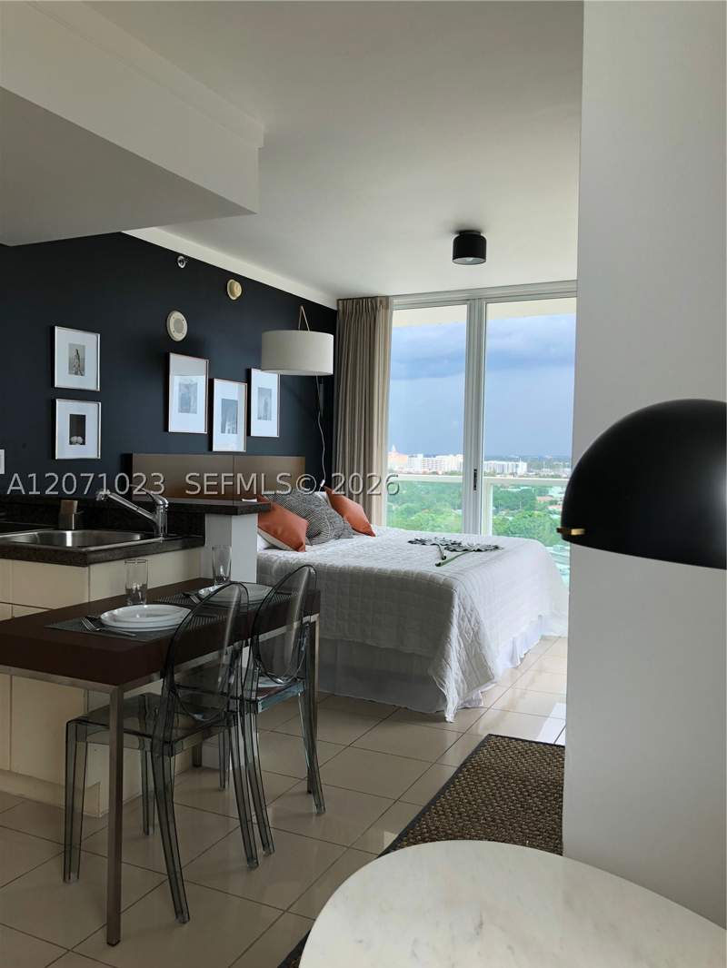 1 bedroom Condominium at 2889 Mcfarlane Rd 1610, Mutiny Park Condo, Miami — photo 3