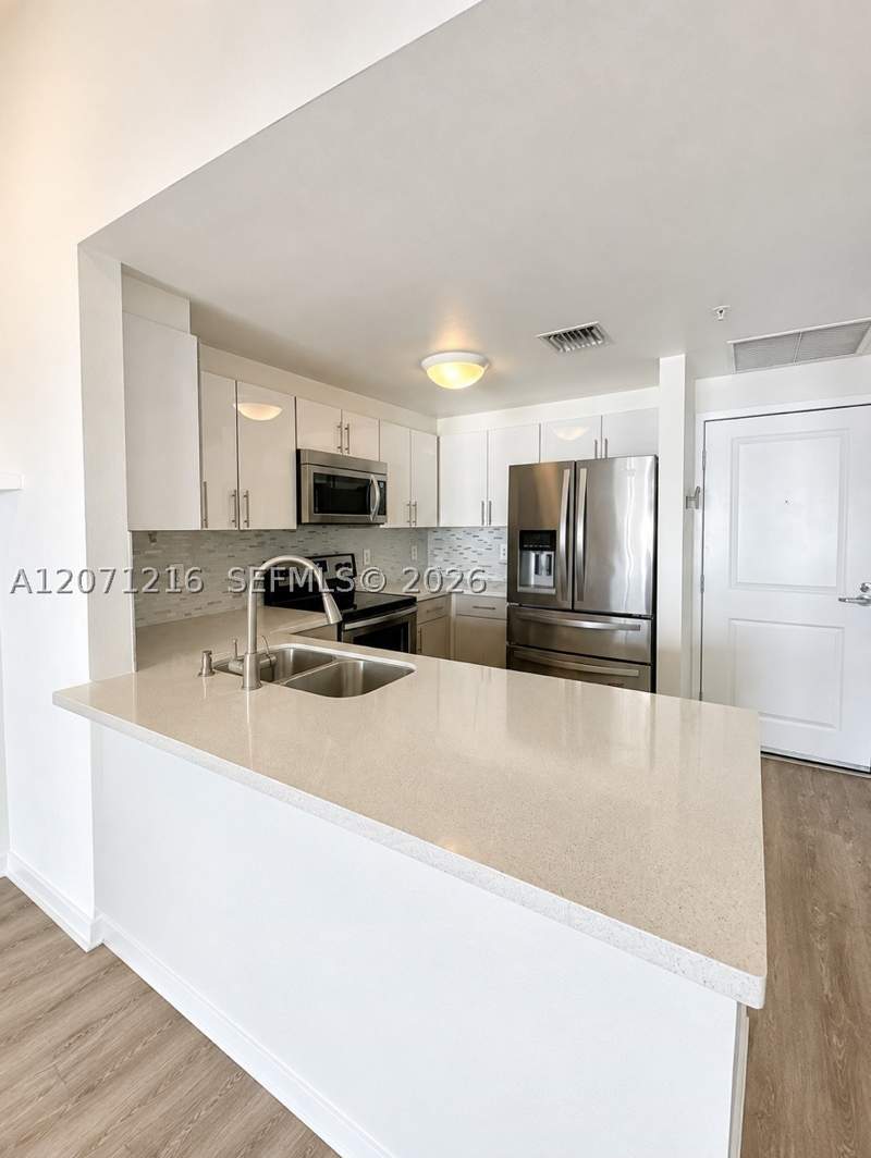 1 bedroom Condominium at 1250 S Miami Ave 2413, Vue At Brickell Condo, Miami — photo 3