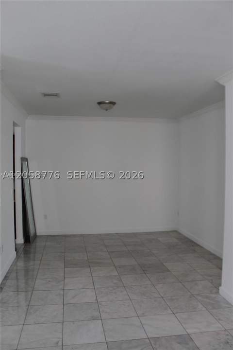 10770 NW 74th Ln, Doral FL - photo 14 of 46