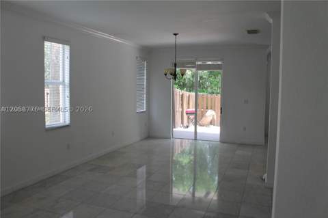 10770 NW 74th Ln, Doral FL - photo 20 of 46