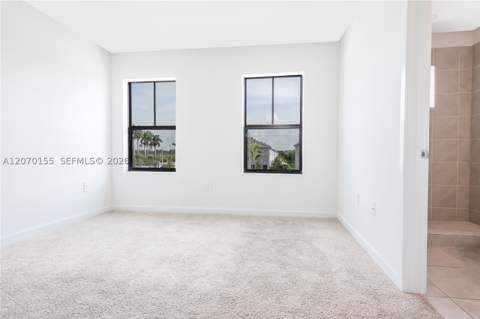 302 NE 1st Dr 302, Florida City FL - photo 23 of 36