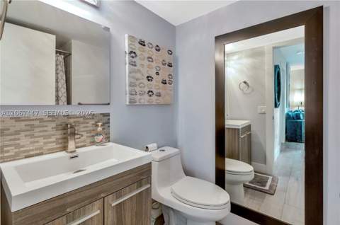 2600 Collins Ave 204, Miami Beach FL - photo 14 of 22