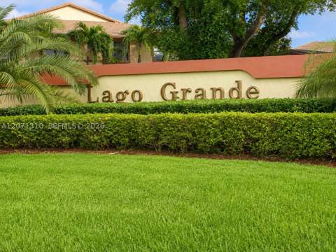 6605 W 26th Dr 24-18, Hialeah FL - photo 12 of 12