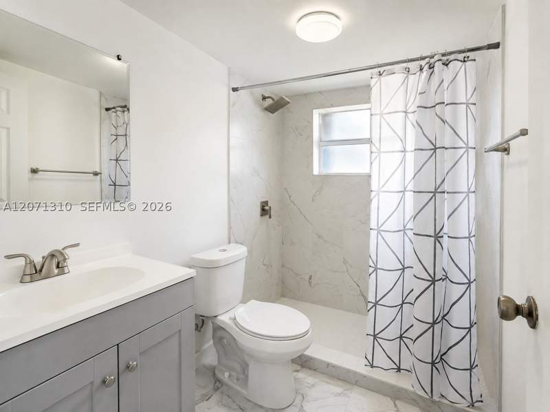2 bedroom Condominium at 6605 W 26th Dr 24-18, Lago Grande Two Condo, Hialeah — photo 3