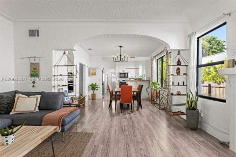 1644 SW 9th St, Miami FL - photo 8 of 39