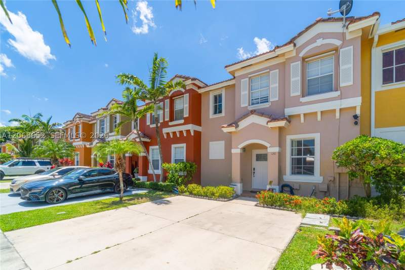 3 bedroom Townhouse at 120 SE 6th Rd, Casa Del Sur, Homestead — photo 3