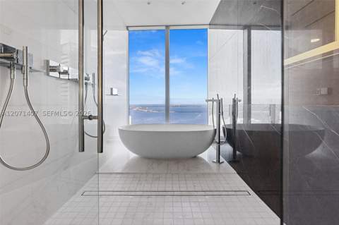 300 Biscayne Boulevard Way 4303C, Miami FL - photo 19 of 34