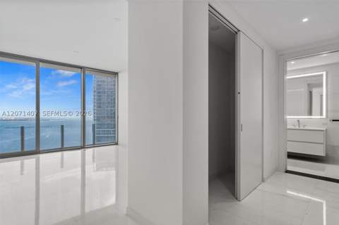 300 Biscayne Boulevard Way 4303C, Miami FL - photo 23 of 34