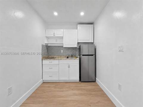 13710 SW 18th Ter, Miami FL - photo 6 of 56