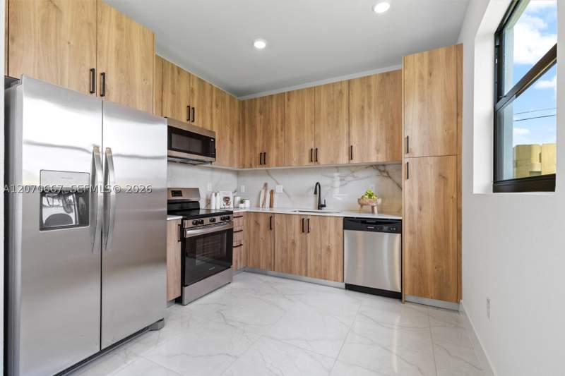3 bedroom Townhouse at 26605 SW 133 Ct, Limonar Estates, Homestead — photo 4