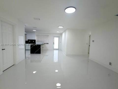 3930 NW 187th St, Miami Gardens FL - photo 11 of 35