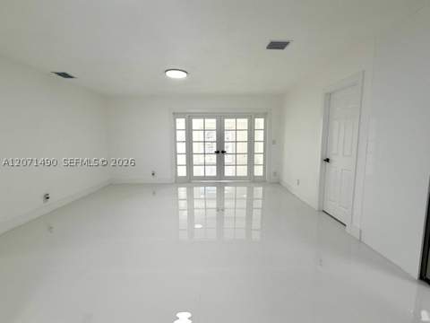 3930 NW 187th St, Miami Gardens FL - photo 16 of 35