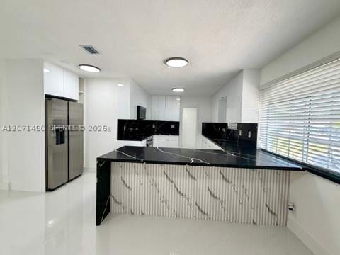 3930 NW 187th St, Miami Gardens FL - photo 7 of 35