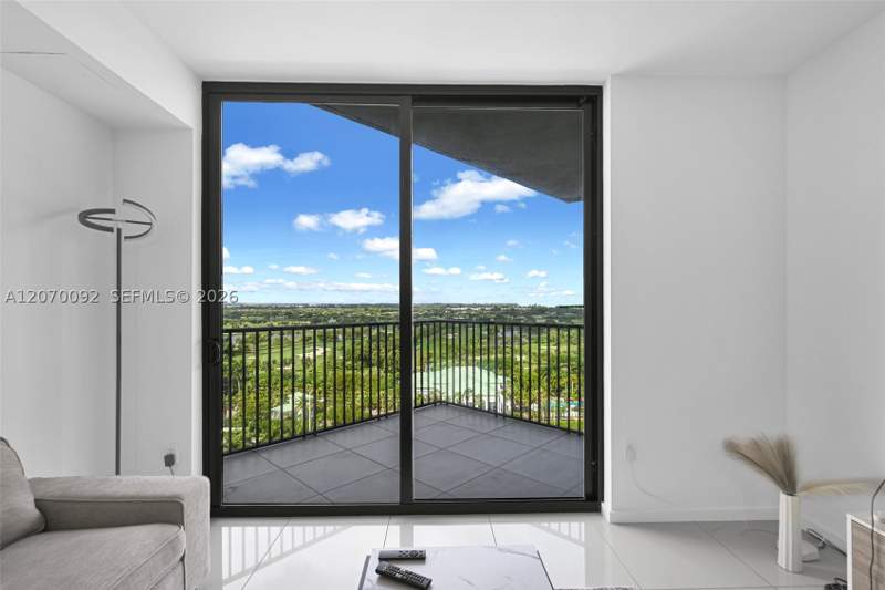 1 bedroom Condominium at 5300 Paseo Blvd 1410, 5252 Paseo Condo, Doral — photo 3