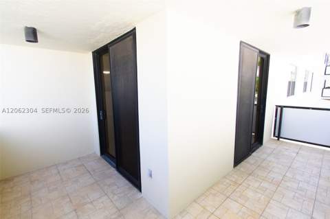 1623 Collins Ave 215, Miami Beach FL - photo 6 of 49