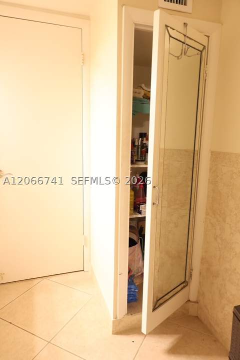 780 NE 199th St 207E, Miami FL - photo 23 of 33