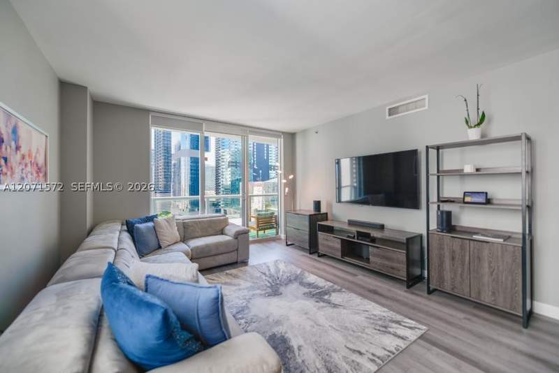 2 bedroom Condominium at 55 SE 6th St 2110, 500 Brickell West Condo, Miami — photo 3