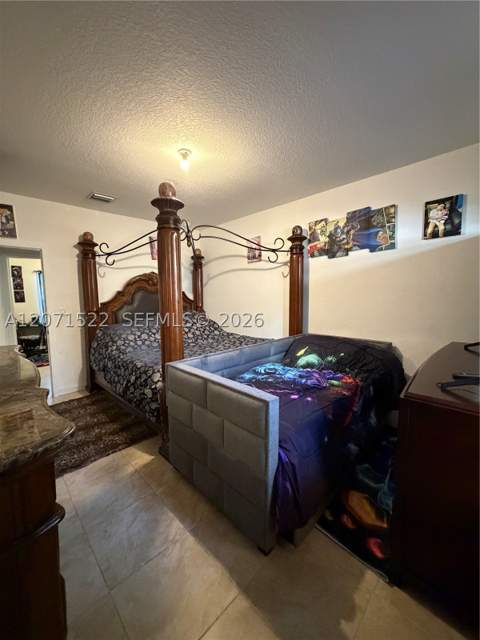 548 NE 5th Way, Florida City FL - photo 14 of 17